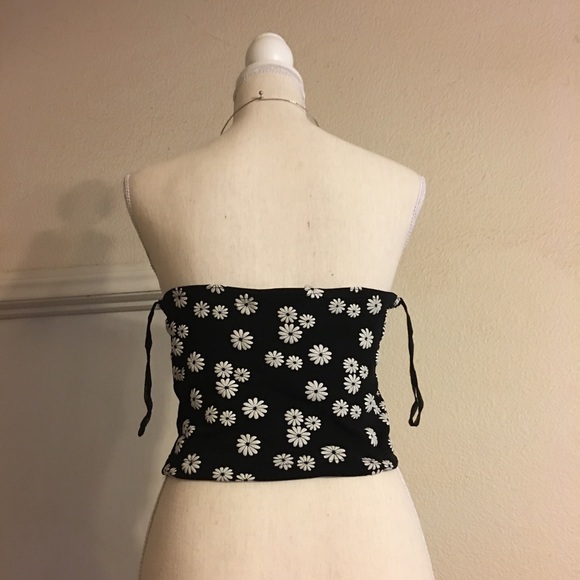 EYE Brand chain neck halter top Multiple sizes - Picture 2 of 5